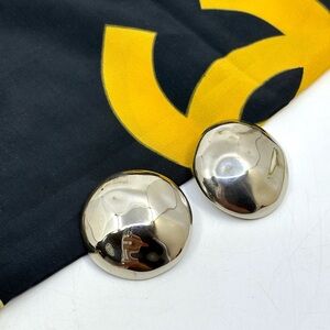 Vintage Round Silver Clip On earrings